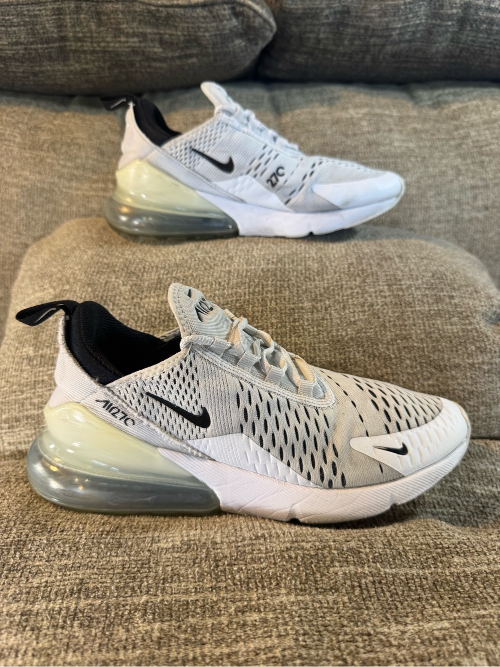 Nike Air Max 270 Women’s White/Black/Grey AH6789-100 Size 7.5